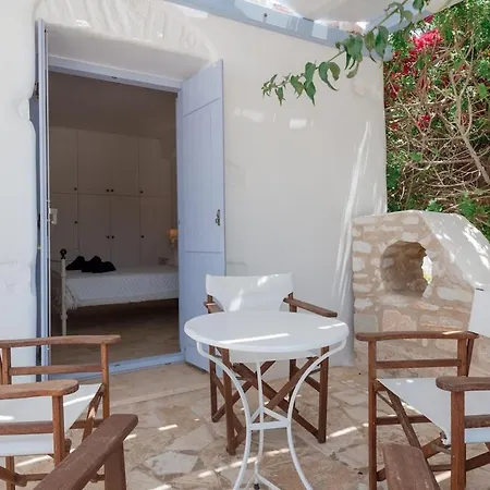 Persephone * Livadia (Paros)