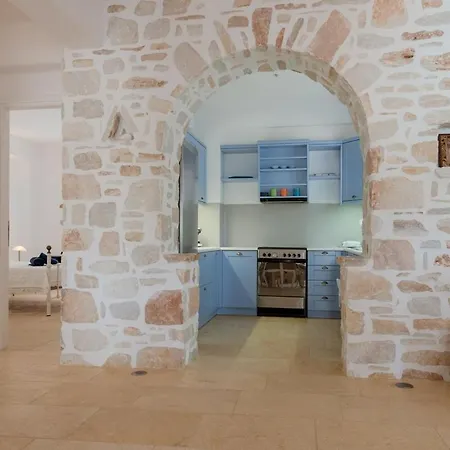 Persephone Holiday home *