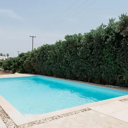 Persephone Livadia (Paros)