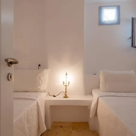 Persephone Feriehus Livadia (Paros)